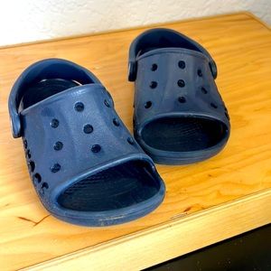 Child open toe Crocs size 8/9